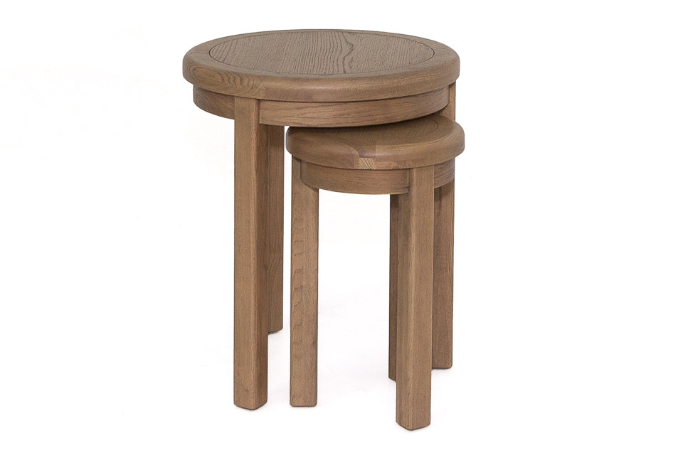 Cardiff - Oak Round  Nests Of Tables