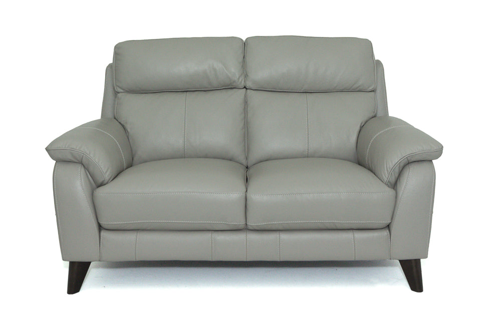 Giovanna 2 Seater in Leather