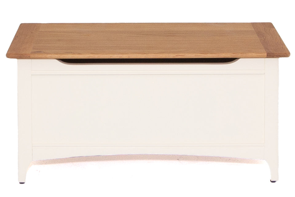 Sicily - Cream And Oak Blanket Box